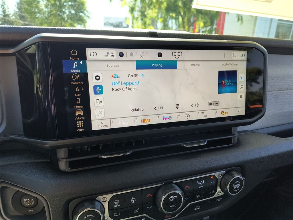 Thumbnail: 2025 Jeep Gladiator - 10