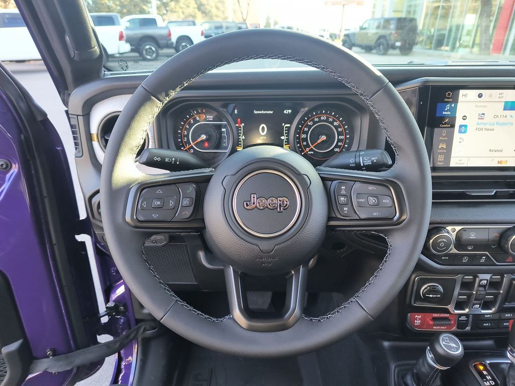 Thumbnail: 2026 Jeep Gladiator - 2