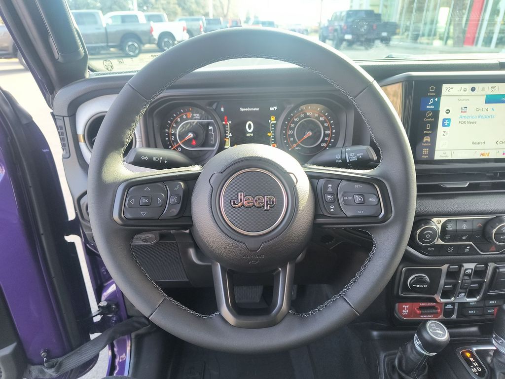 Thumbnail: 2026 Jeep Gladiator - 2