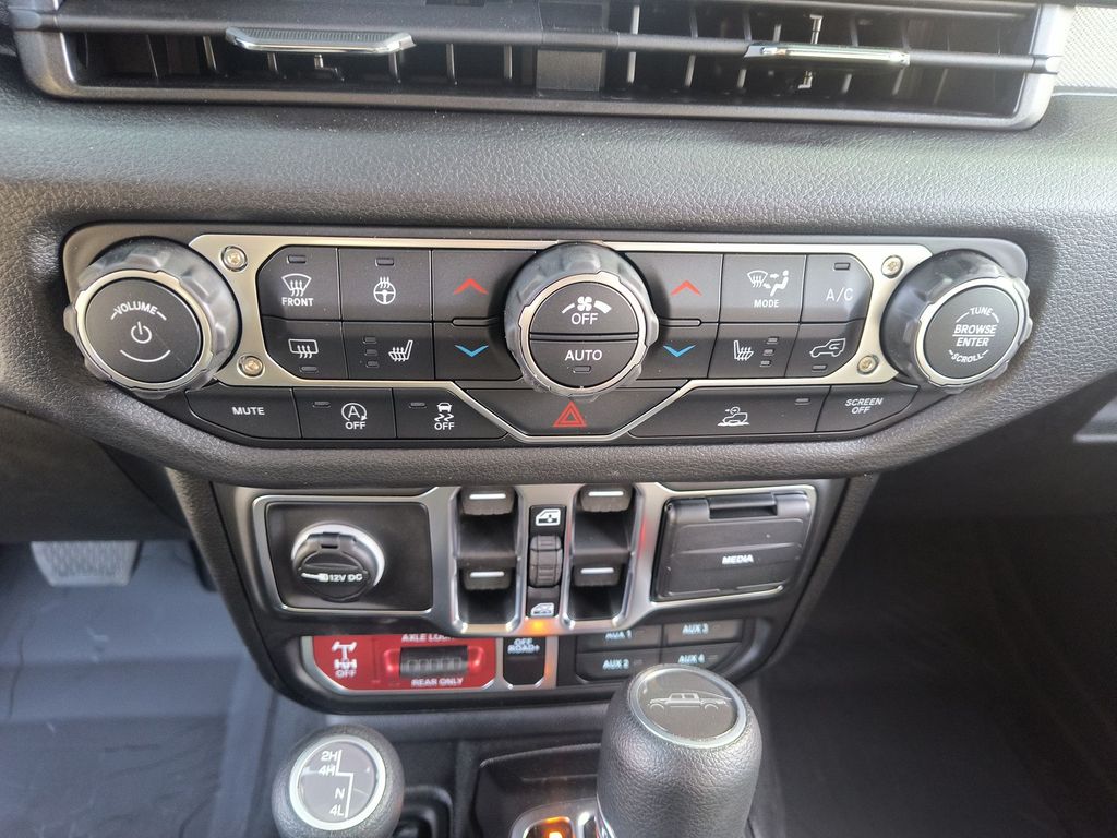 Thumbnail: 2026 Jeep Gladiator - 23