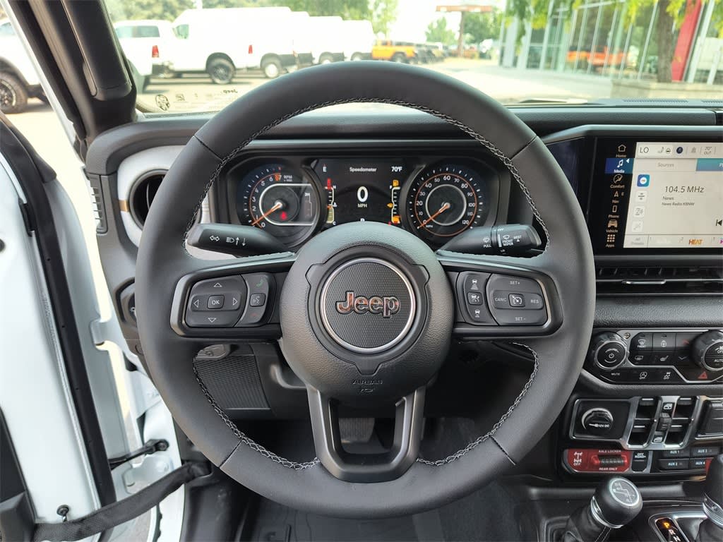 Thumbnail: 2025 Jeep Gladiator - 2