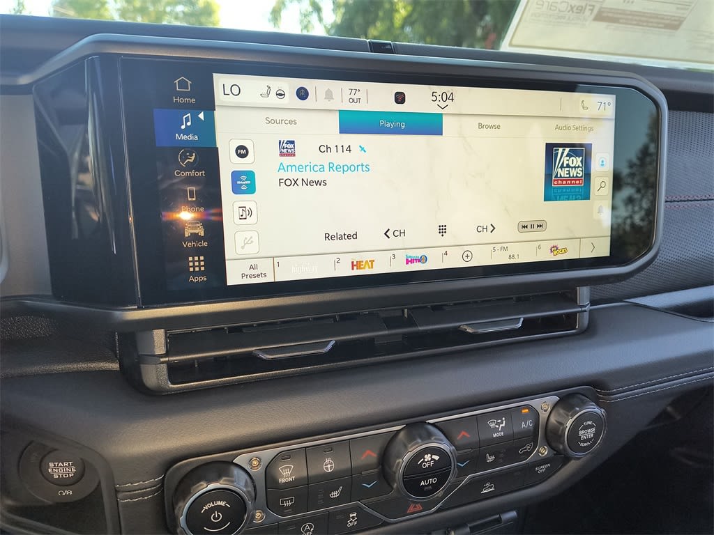 Thumbnail: 2025 Jeep Gladiator - 11