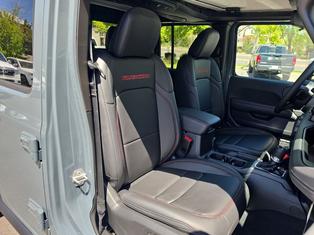 Thumbnail: 2026 Jeep Gladiator - 10
