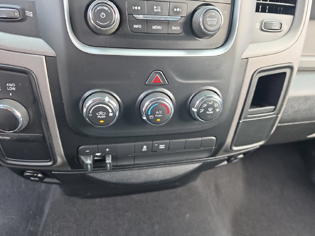 Thumbnail: 2017 RAM 1500 - 23