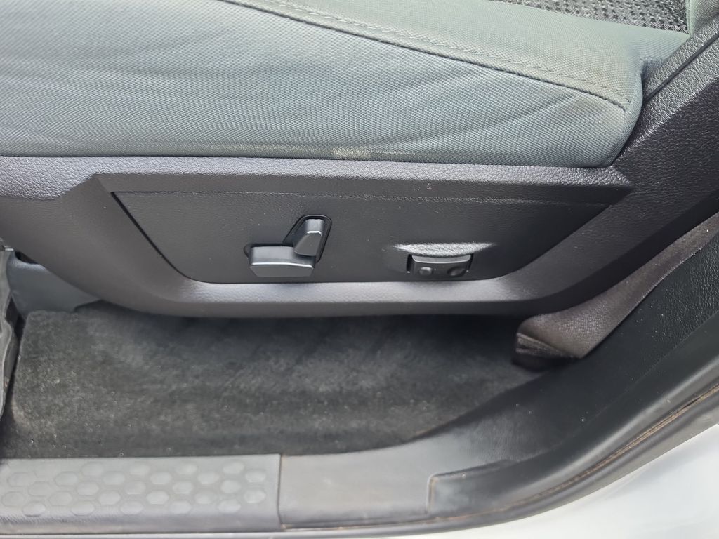Thumbnail: 2016 RAM 1500 - 19