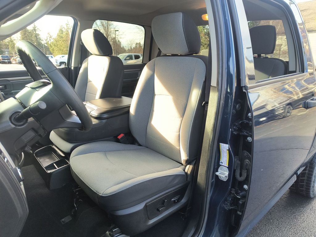 Thumbnail: 2023 RAM 1500 - 8