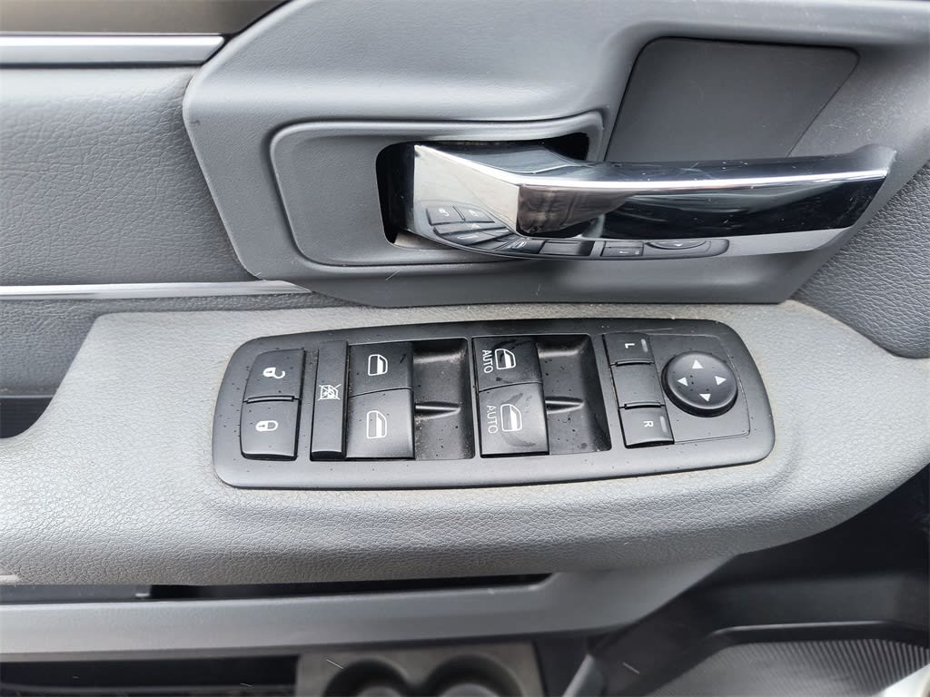 Thumbnail: 2014 RAM 1500 - 21