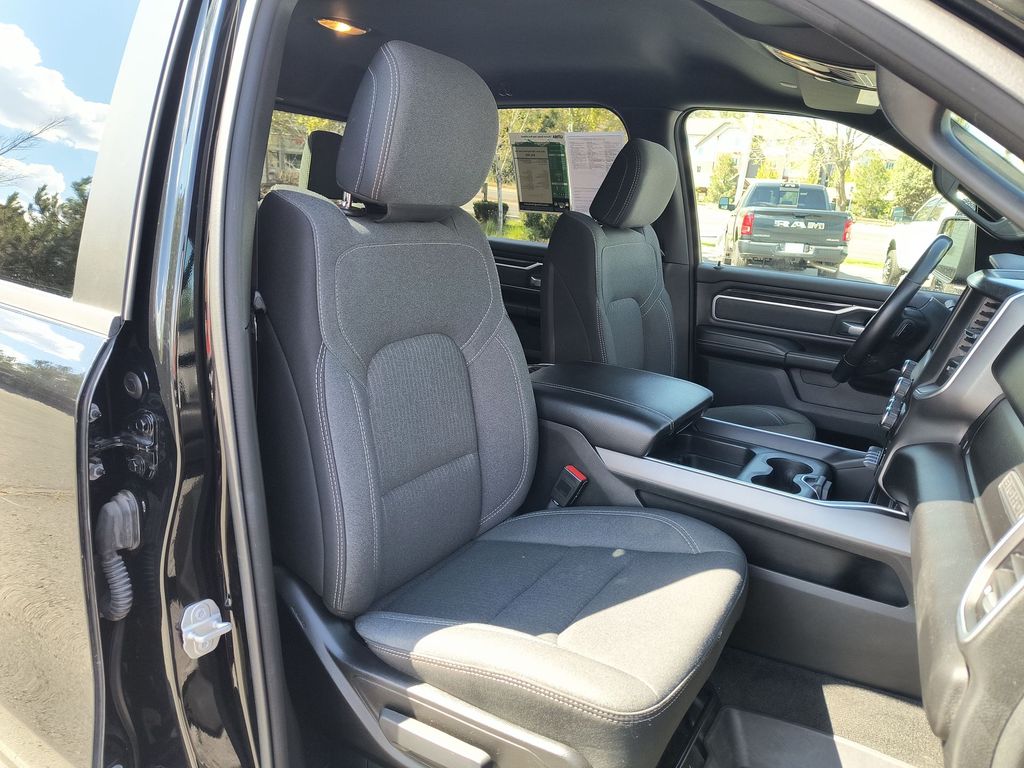 Thumbnail: 2022 RAM 1500 - 9