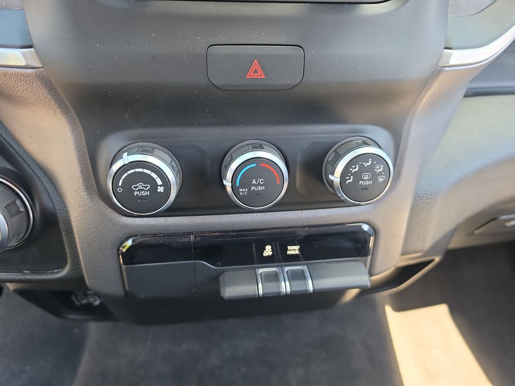 Thumbnail: 2019 RAM 1500 - 21