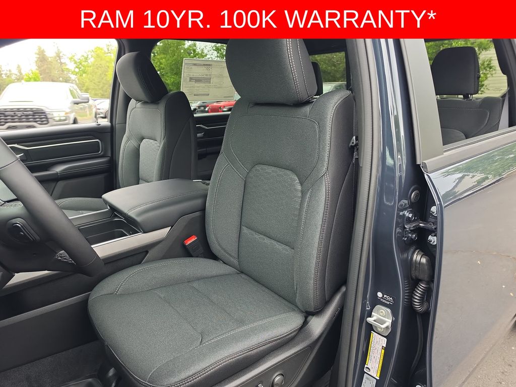 Thumbnail: 2026 RAM 1500 - 8