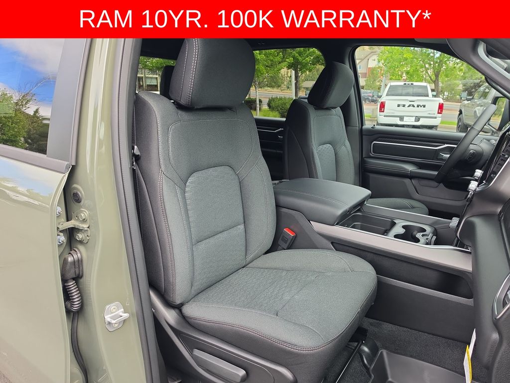Thumbnail: 2026 RAM 1500 - 8