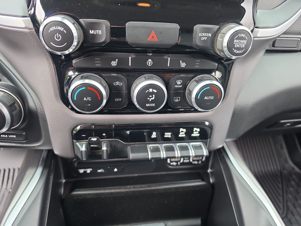 Thumbnail: 2019 RAM 1500 - 23