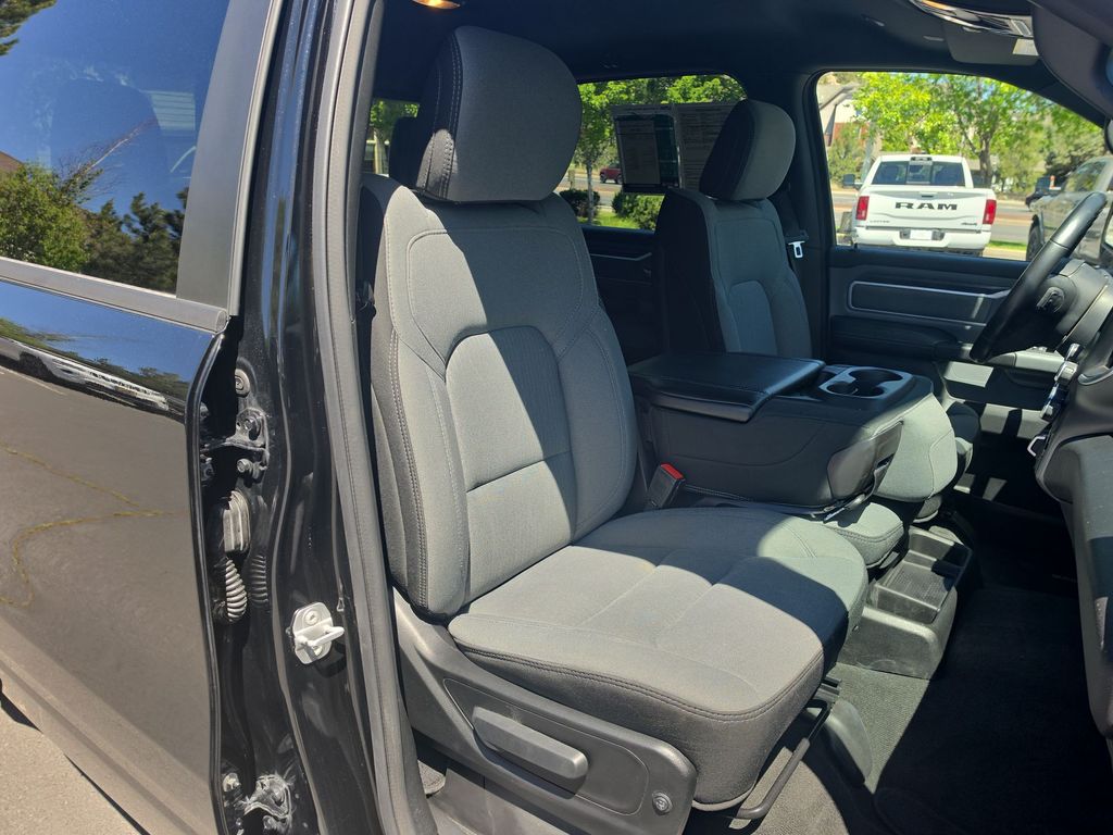 Thumbnail: 2022 RAM 1500 - 9