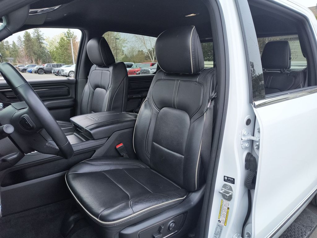 Thumbnail: 2024 RAM 1500 - 9