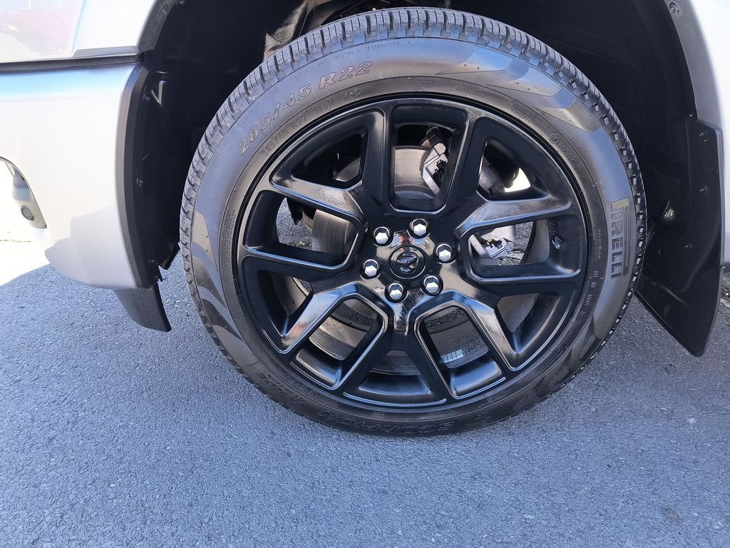 Thumbnail: 2026 RAM 1500 - 5