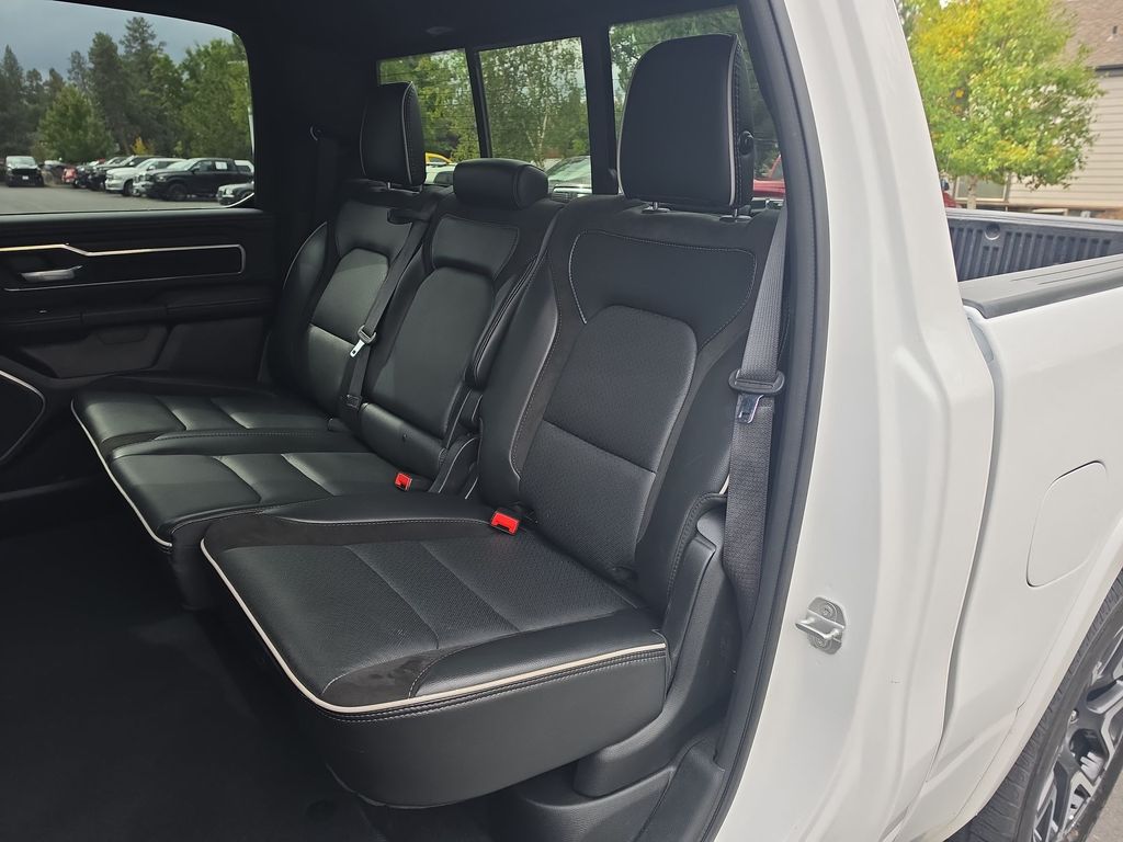 Thumbnail: 2026 RAM 1500 - 9