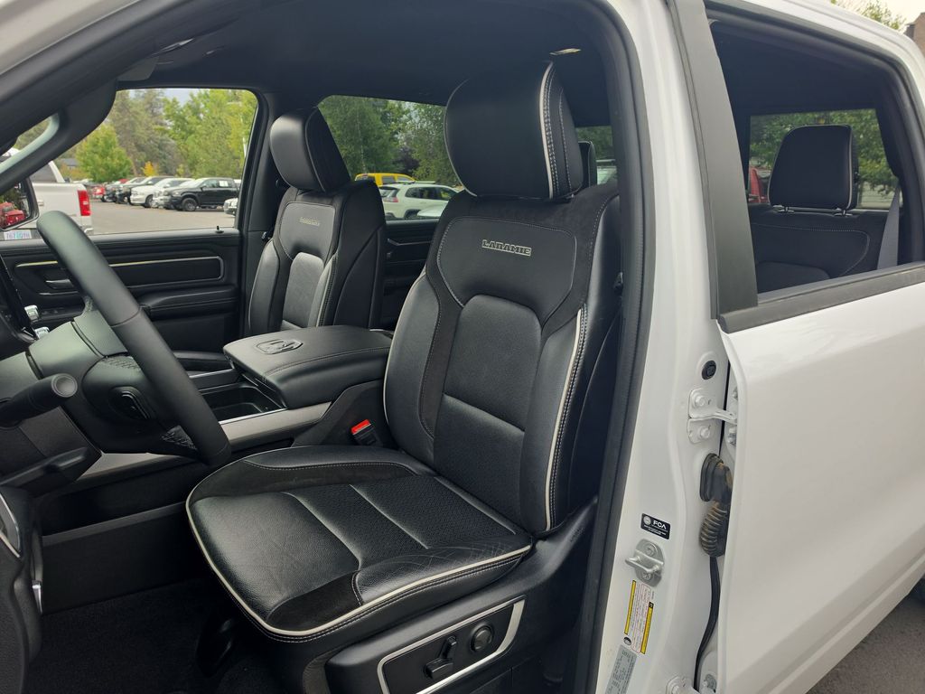 Thumbnail: 2026 RAM 1500 - 7