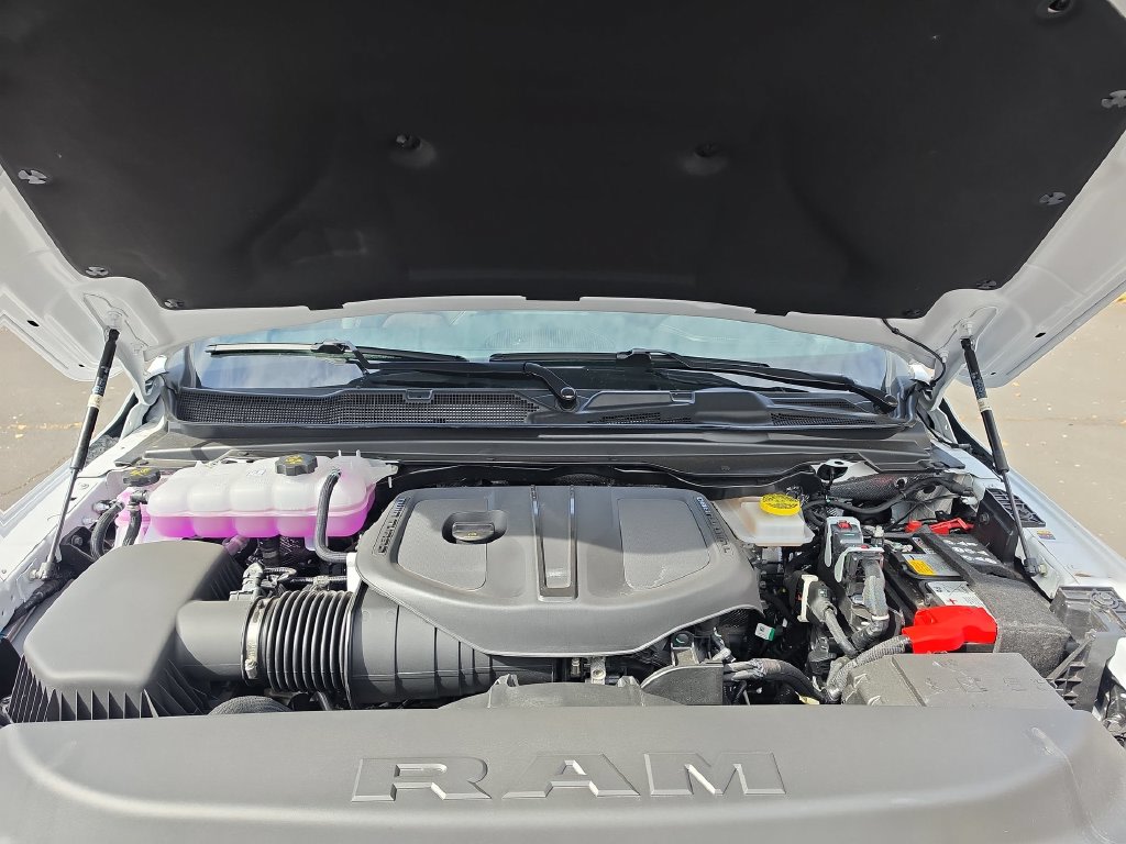 Thumbnail: 2026 RAM 1500 - 6
