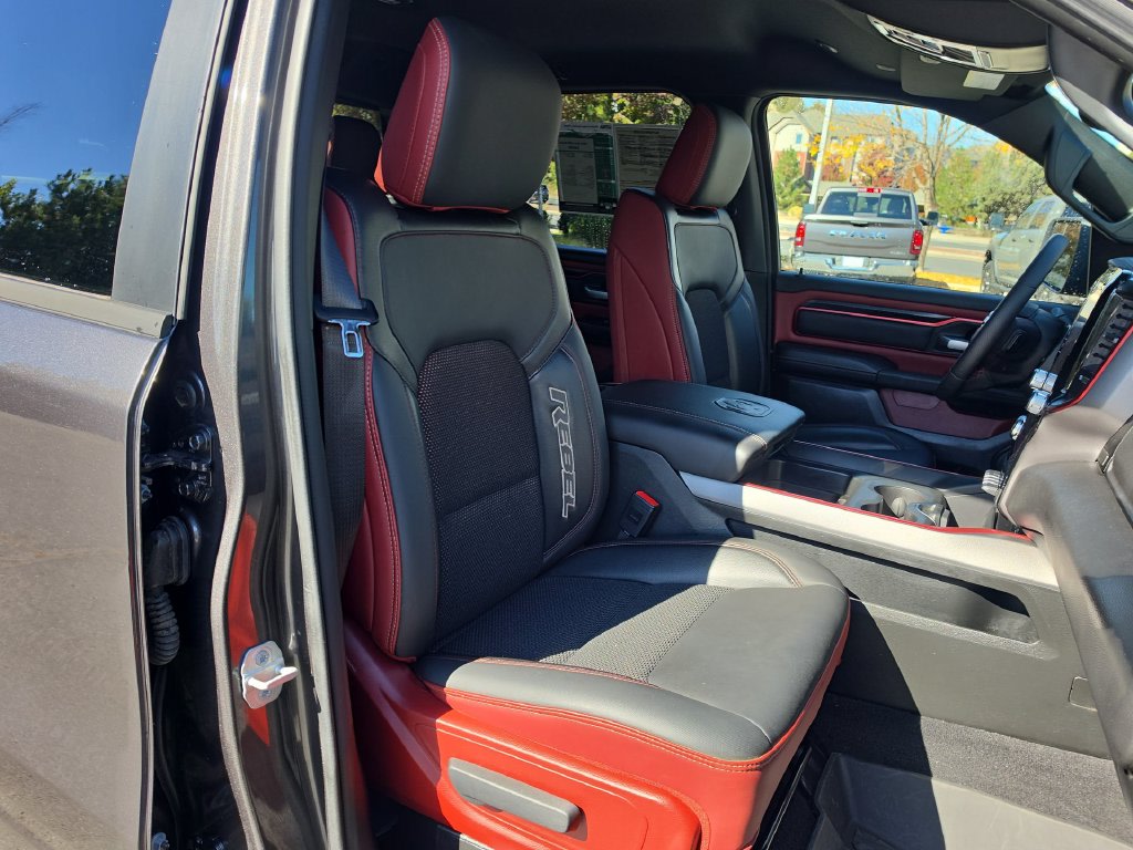 Thumbnail: 2026 RAM 1500 - 8