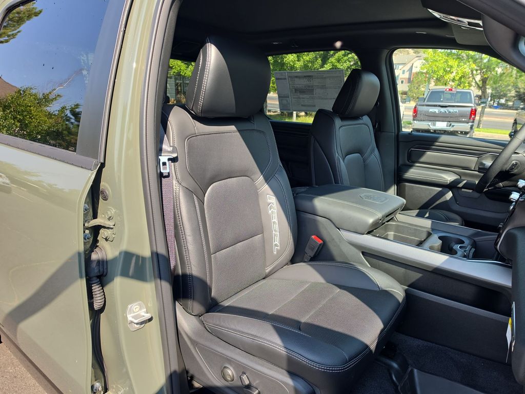 Thumbnail: 2026 RAM 1500 - 8