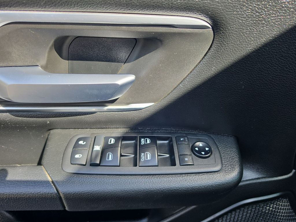 Thumbnail: 2019 RAM 1500 - 20