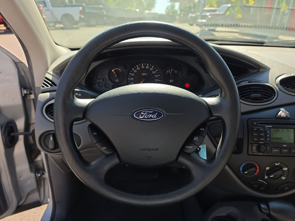 Thumbnail: 2003 Ford Focus - 2