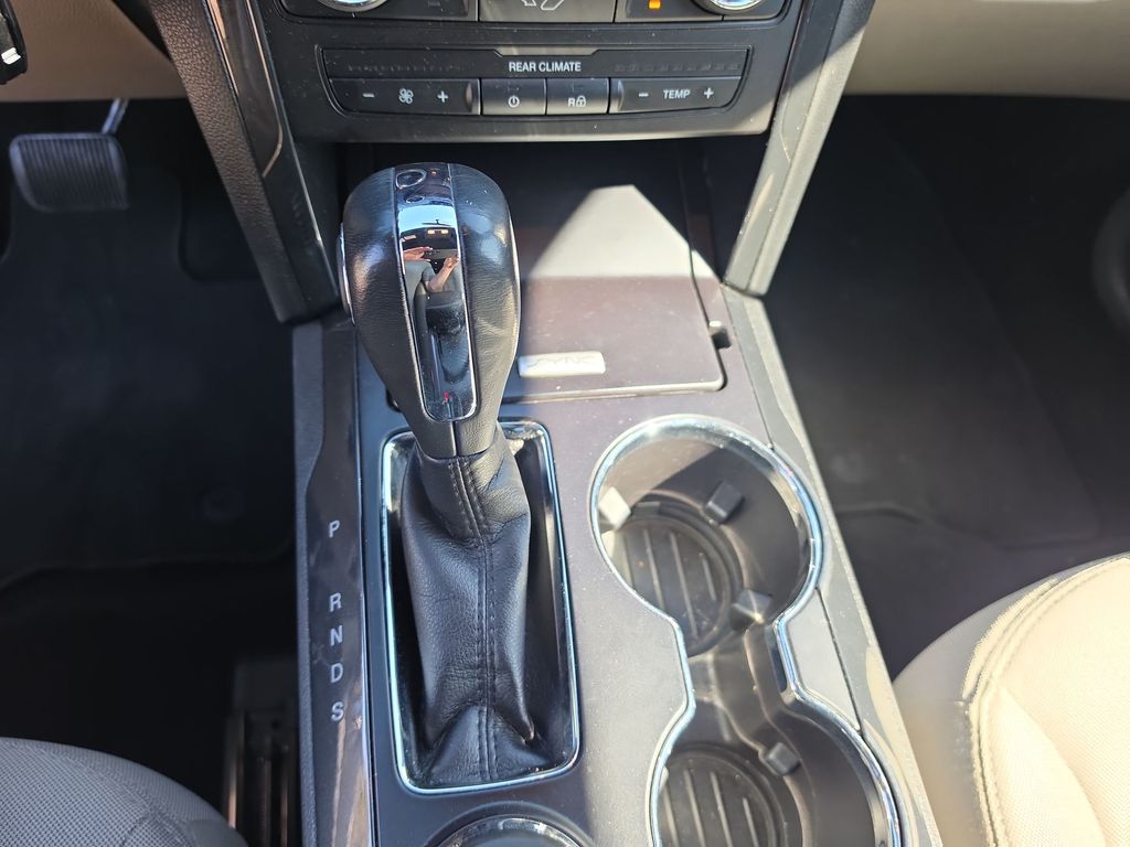Thumbnail: 2018 Ford Explorer - 10