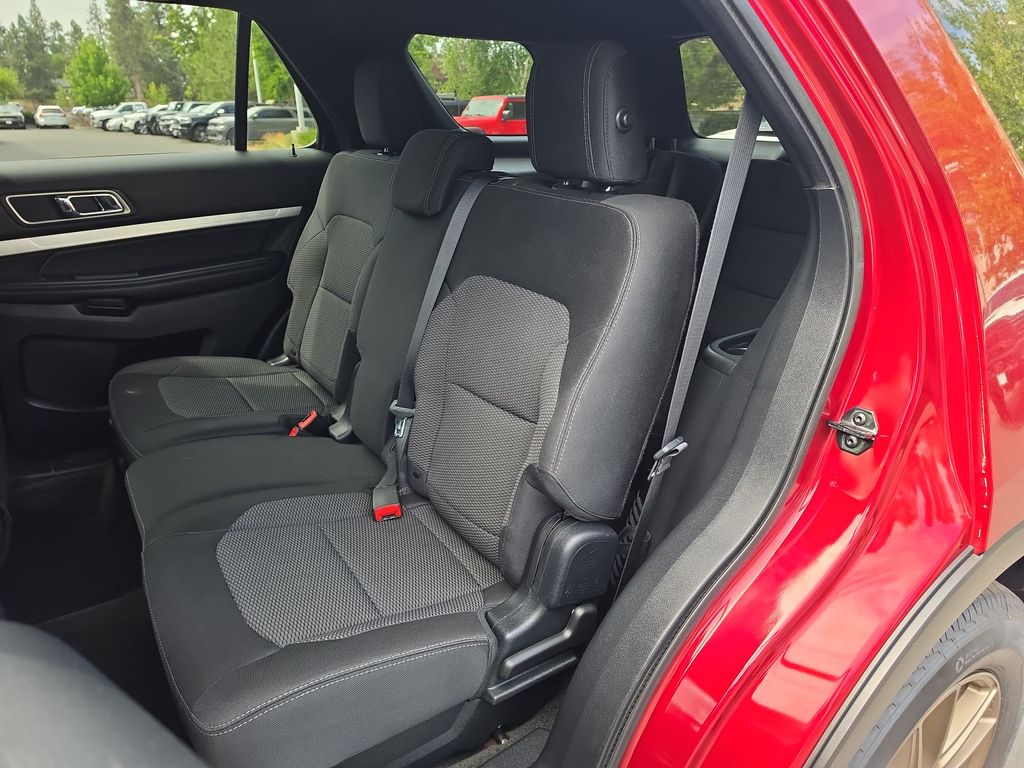 Thumbnail: 2017 Ford Explorer - 11