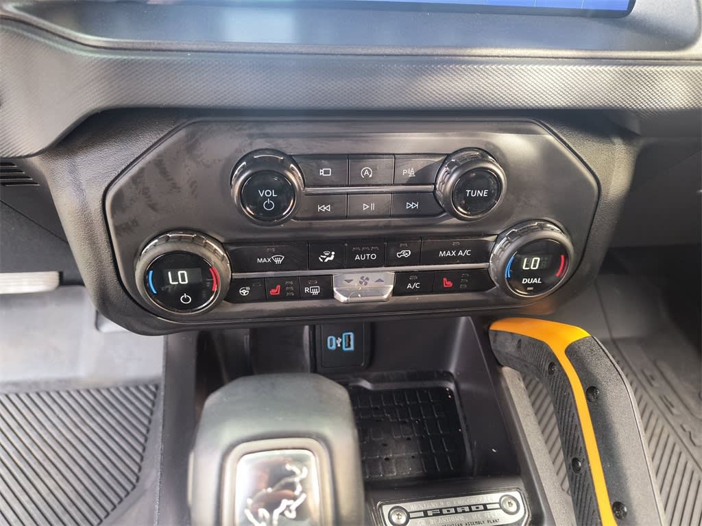 Thumbnail: 2024 Ford Bronco - 24