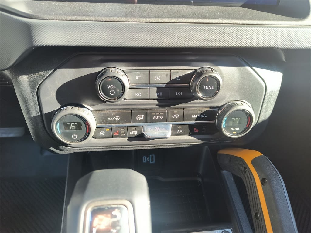 Thumbnail: 2024 Ford Bronco - 24