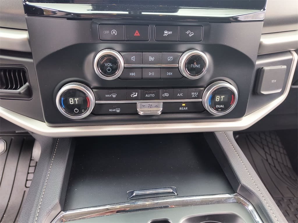 Thumbnail: 2024 Ford Expedition - 24