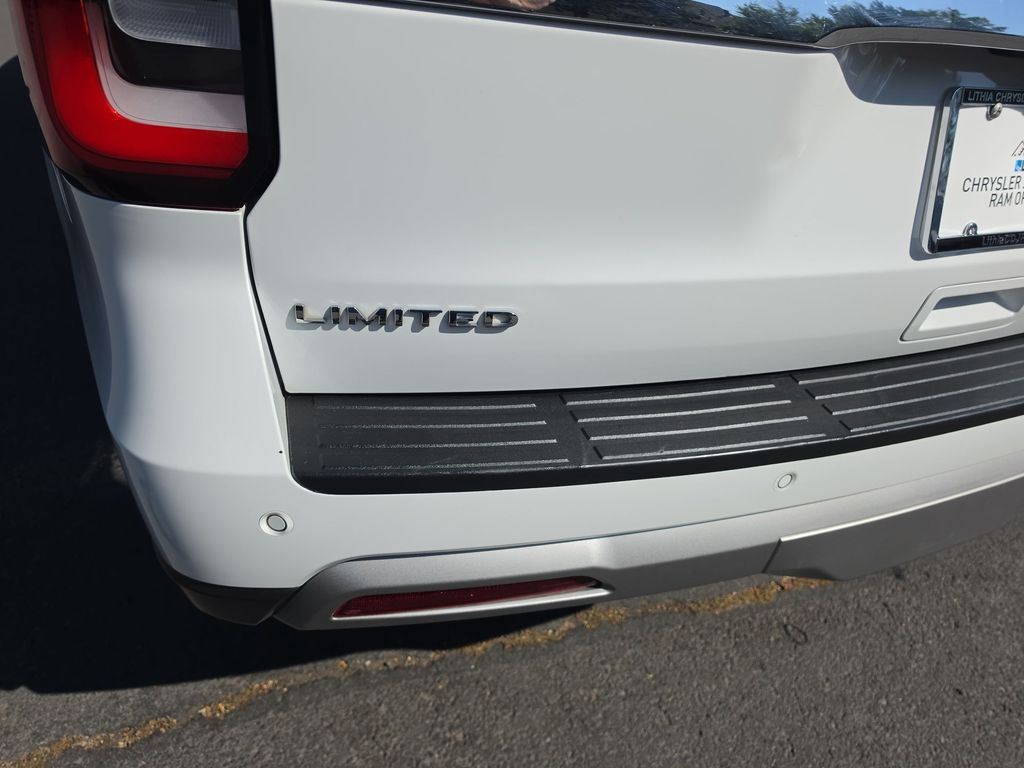 Thumbnail: 2023 Ford Expedition - 6