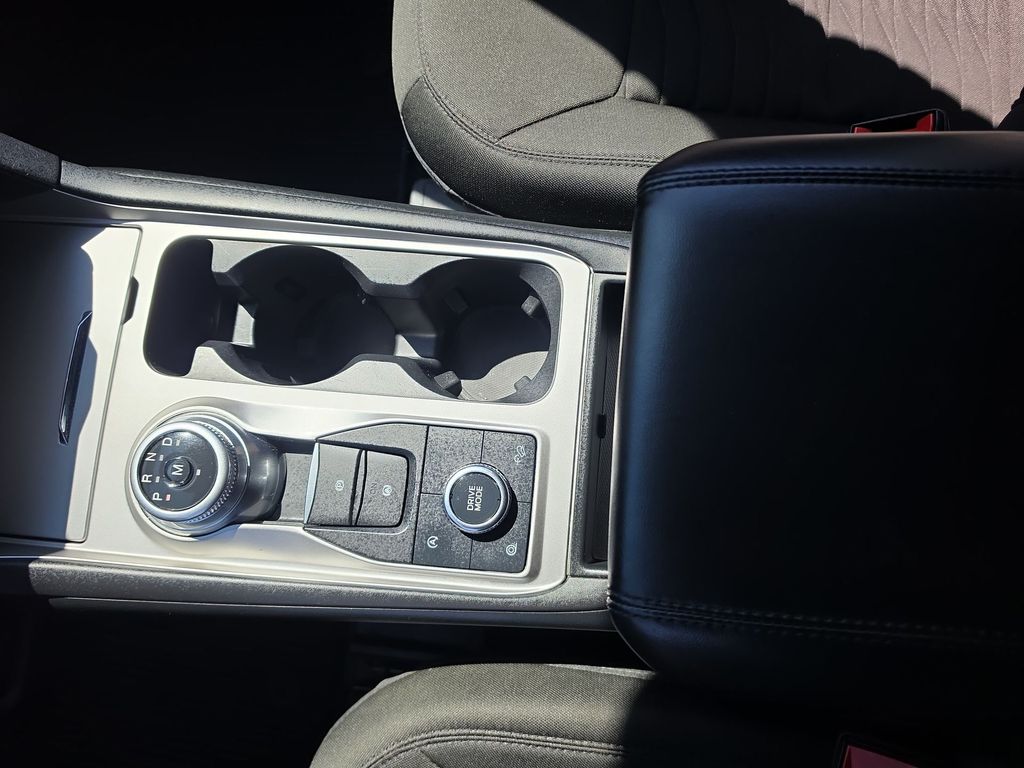 Thumbnail: 2021 Ford Explorer - 24
