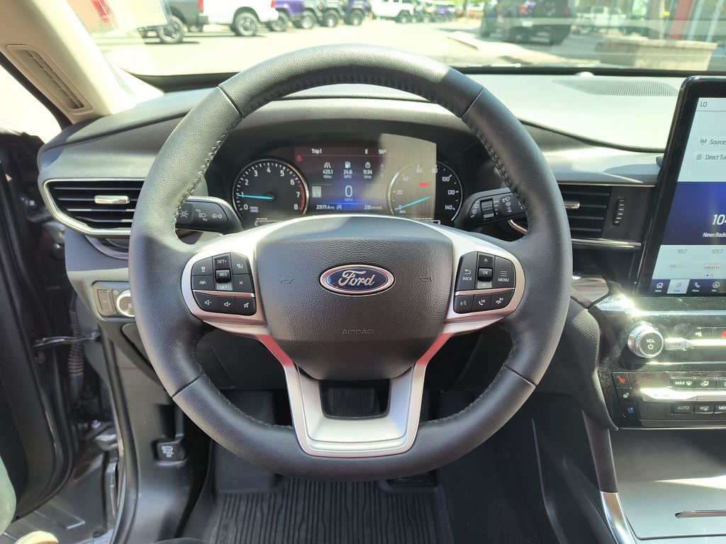 Thumbnail: 2023 Ford Explorer - 2