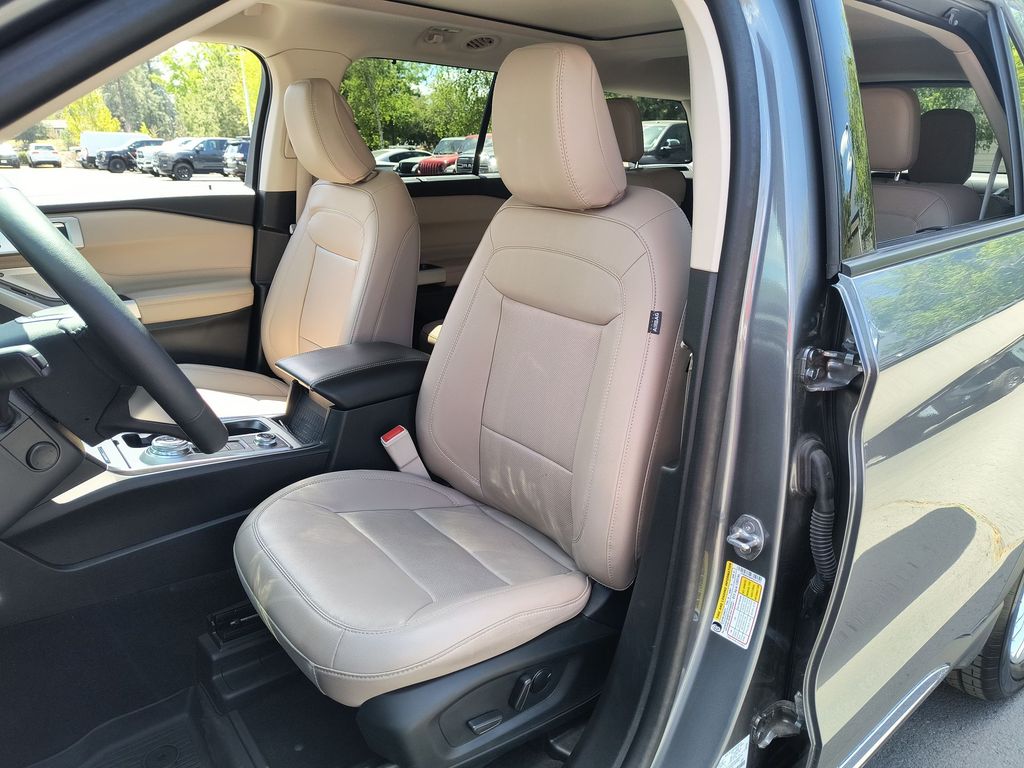 Thumbnail: 2023 Ford Explorer - 8