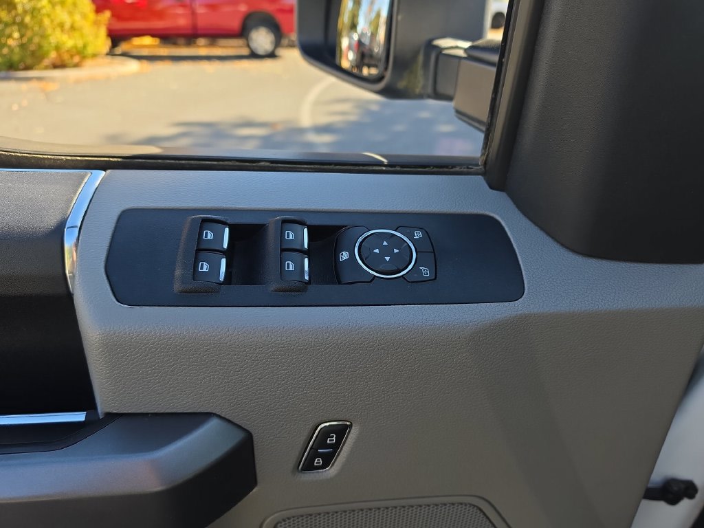 Thumbnail: 2019 Ford F-250 - 20