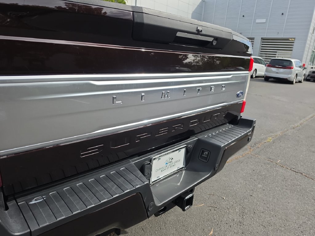 Thumbnail: 2018 Ford F-350 - 28