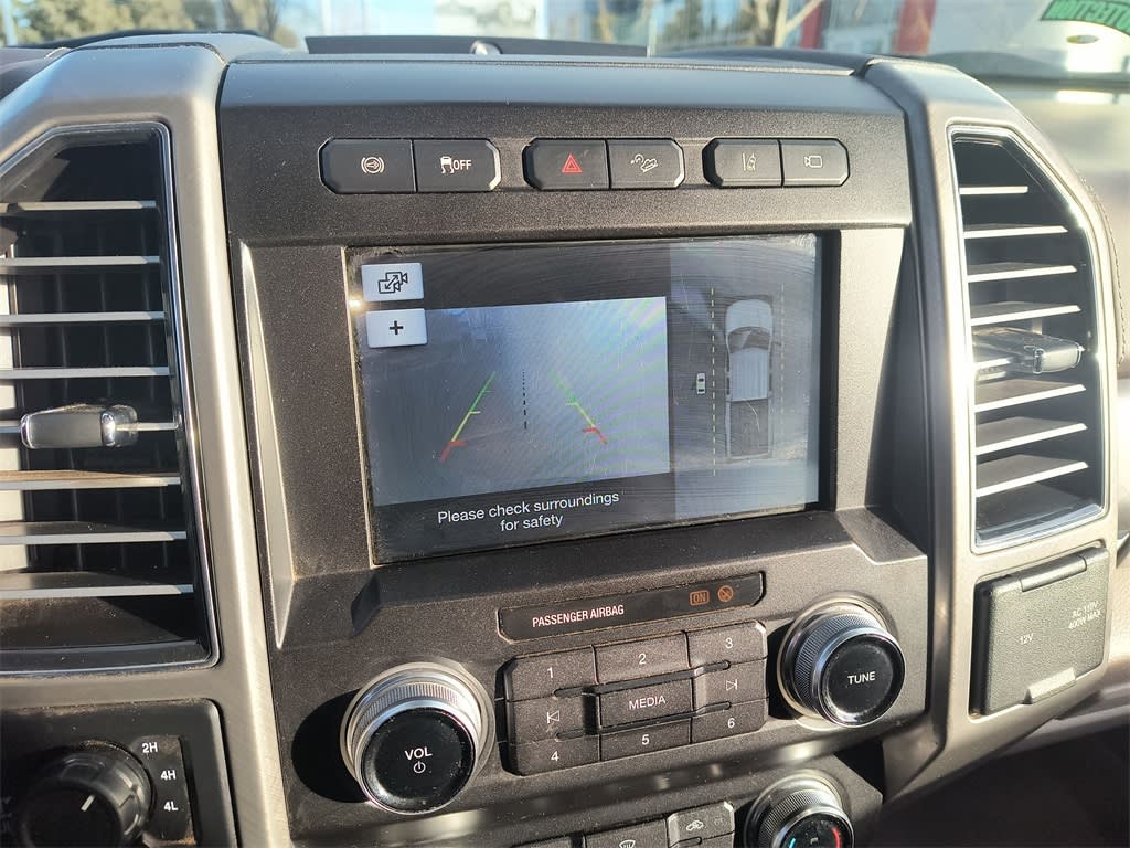 Thumbnail: 2019 Ford F-350 - 21