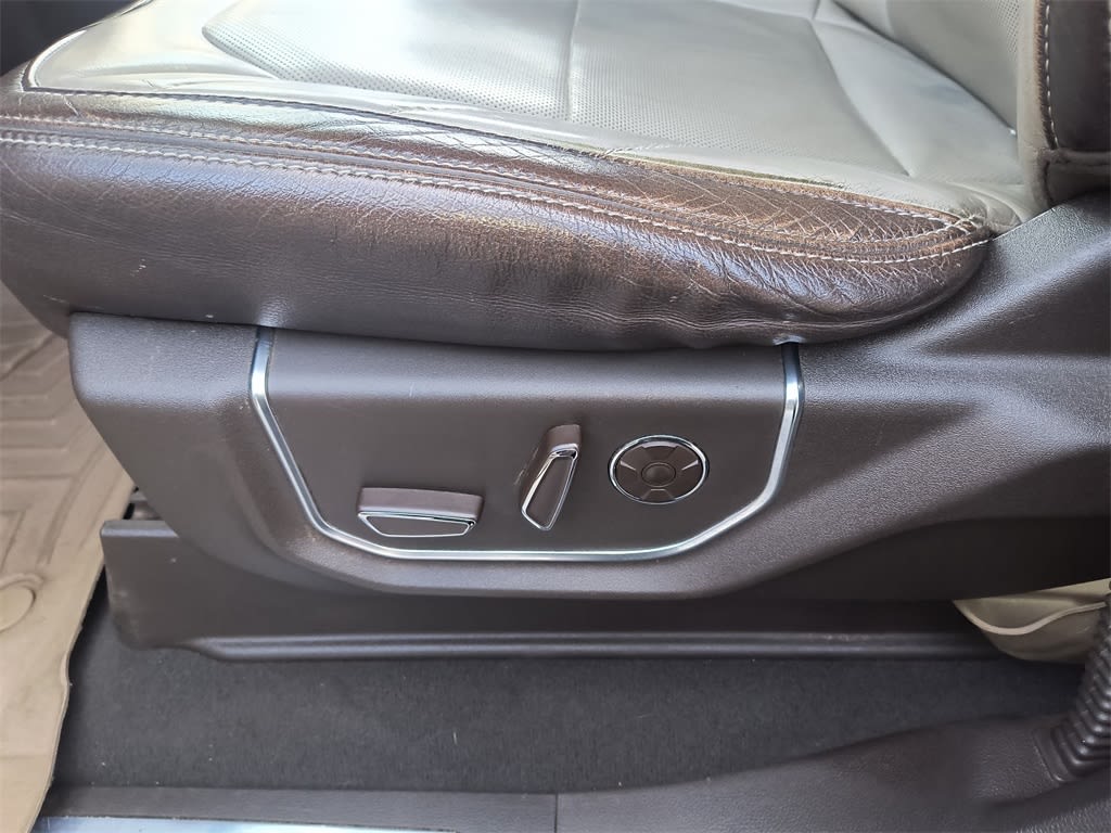 Thumbnail: 2019 Ford F-350 - 19