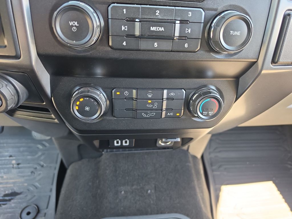 Thumbnail: 2019 Ford F-150 - 23