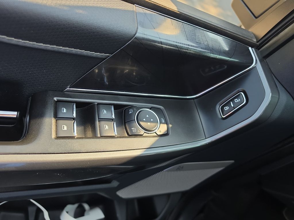 Thumbnail: 2022 Ford F-150 - 21