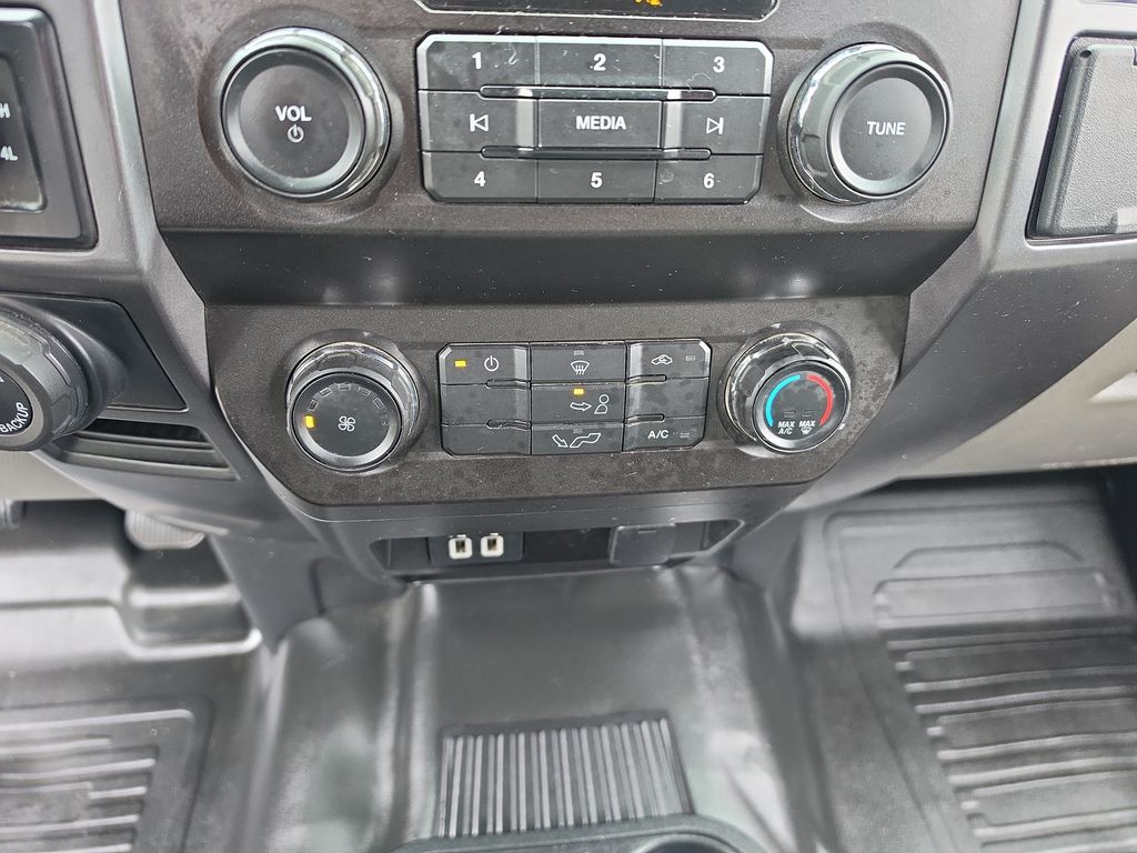 Thumbnail: 2019 Ford F-150 - 22