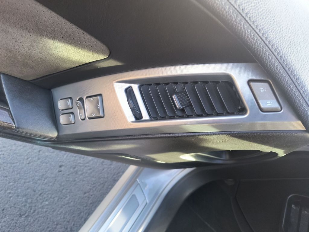 Thumbnail: 2006 Cadillac XLR - 11