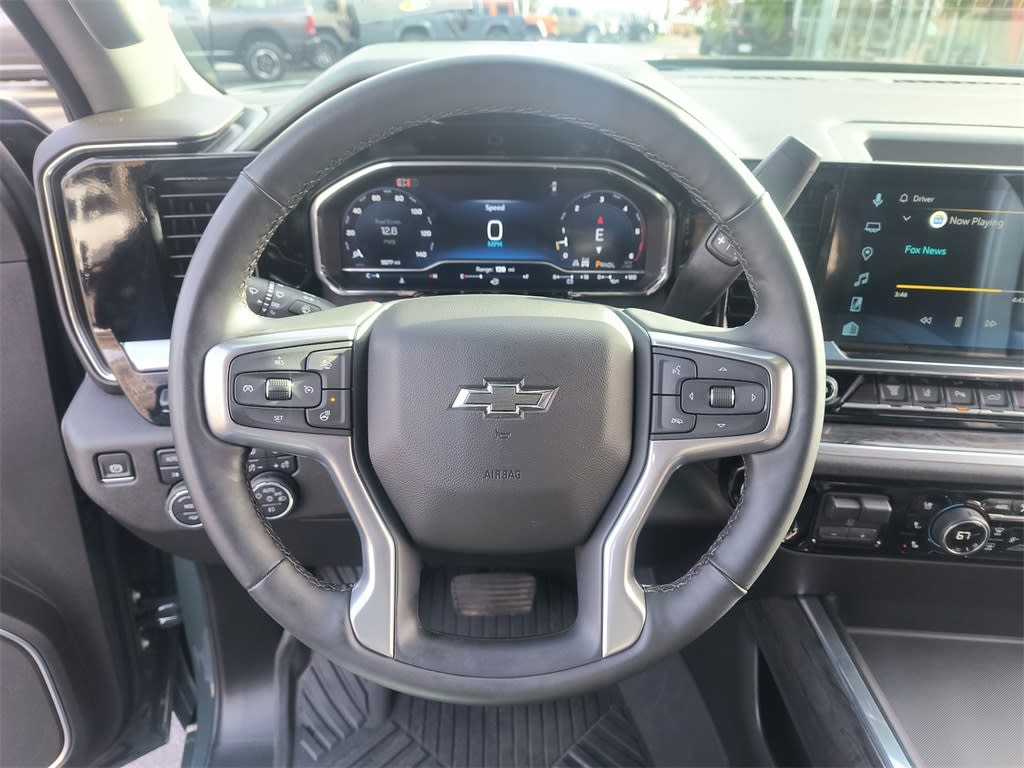 Thumbnail: 2025 Chevrolet Silverado 3500 - 2