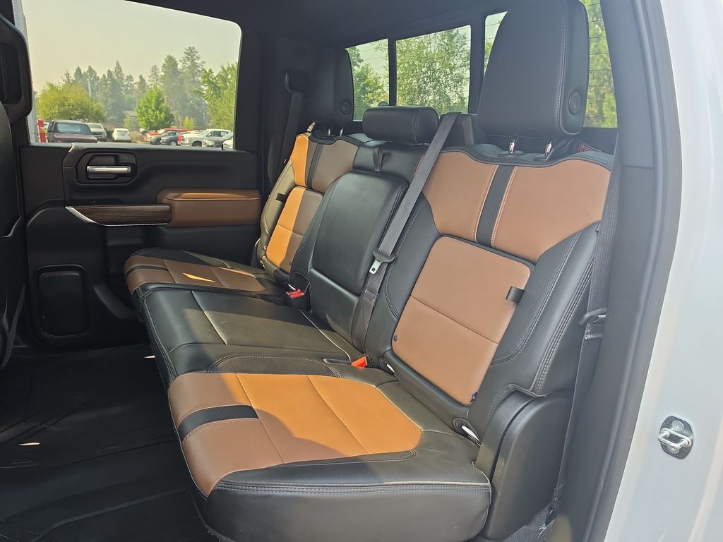 Thumbnail: 2022 Chevrolet Silverado 3500 - 10