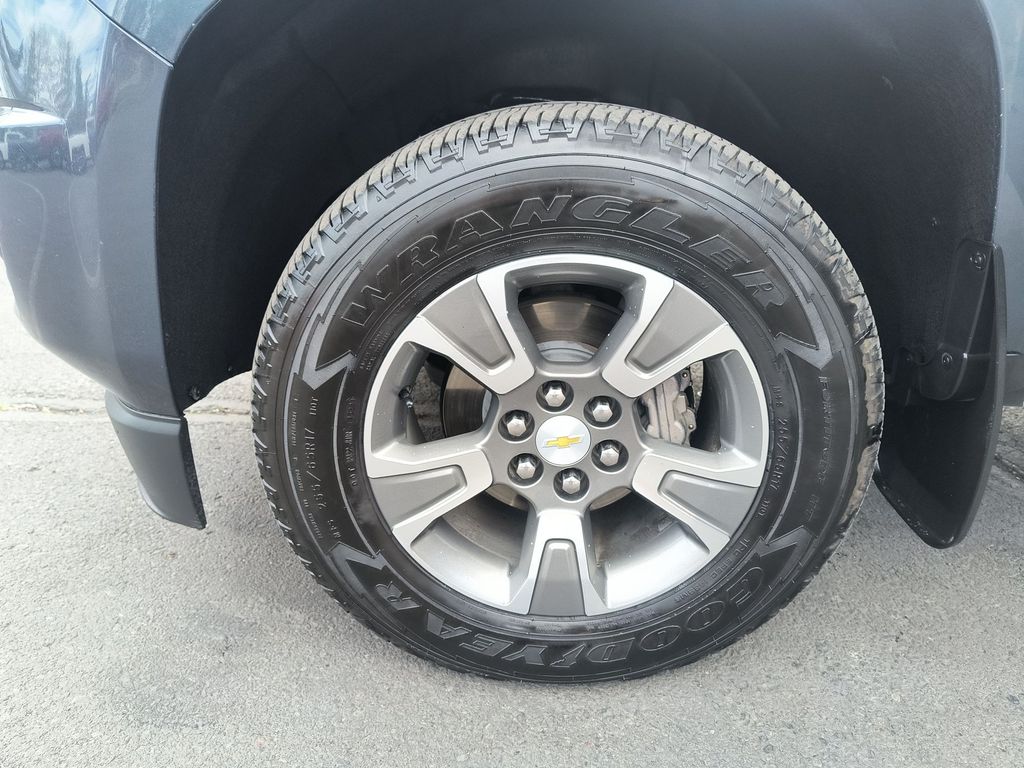Thumbnail: 2019 Chevrolet Colorado - 7