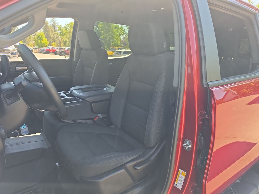 Thumbnail: 2021 Chevrolet Silverado 1500 - 9