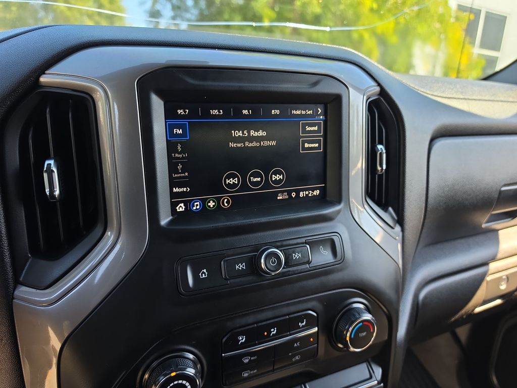 Thumbnail: 2021 Chevrolet Silverado 1500 - 12