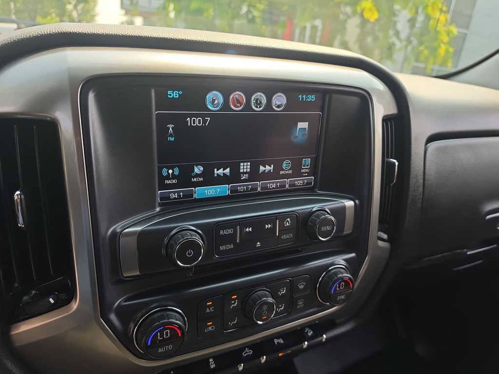 Thumbnail: 2018 Chevrolet Silverado 1500 - 11