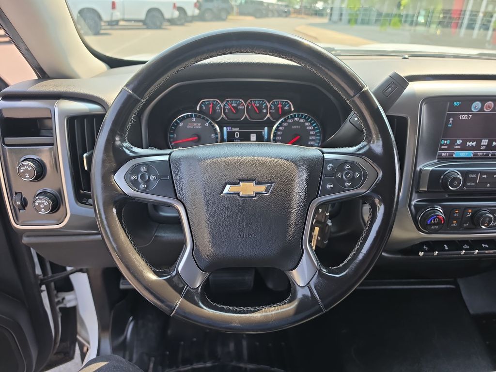 Thumbnail: 2018 Chevrolet Silverado 1500 - 2